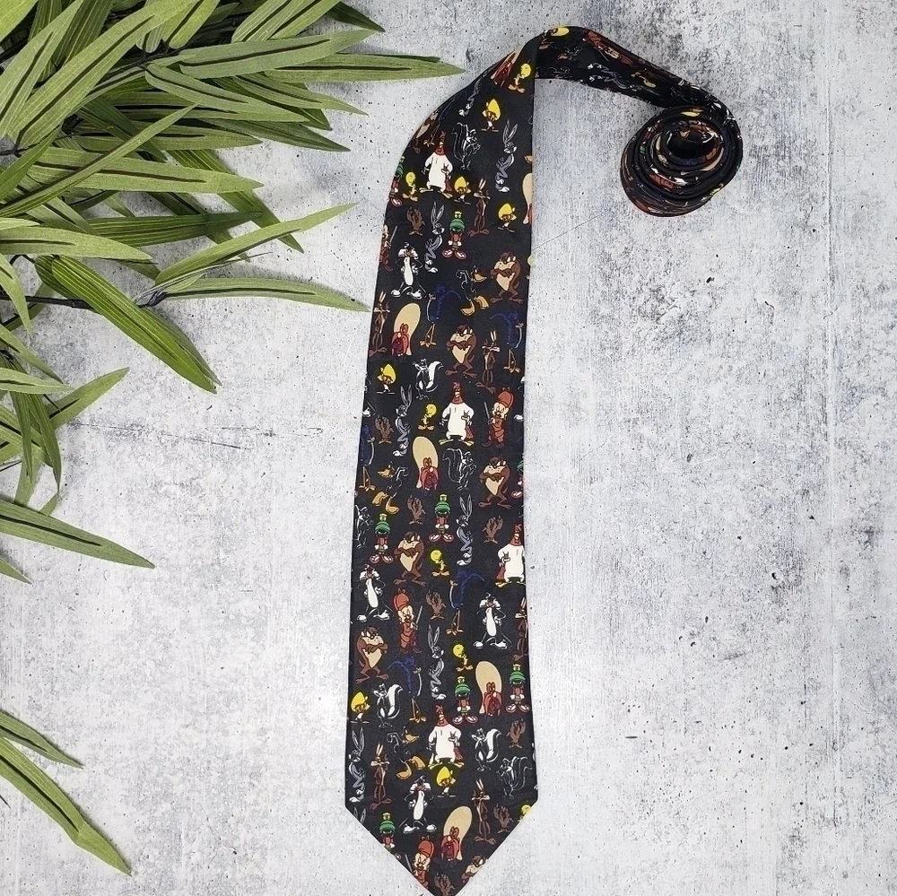 Looney Tunes Mania | Small Character Tie Bugs Bunny Elmer Fudd Sylvester Tweety